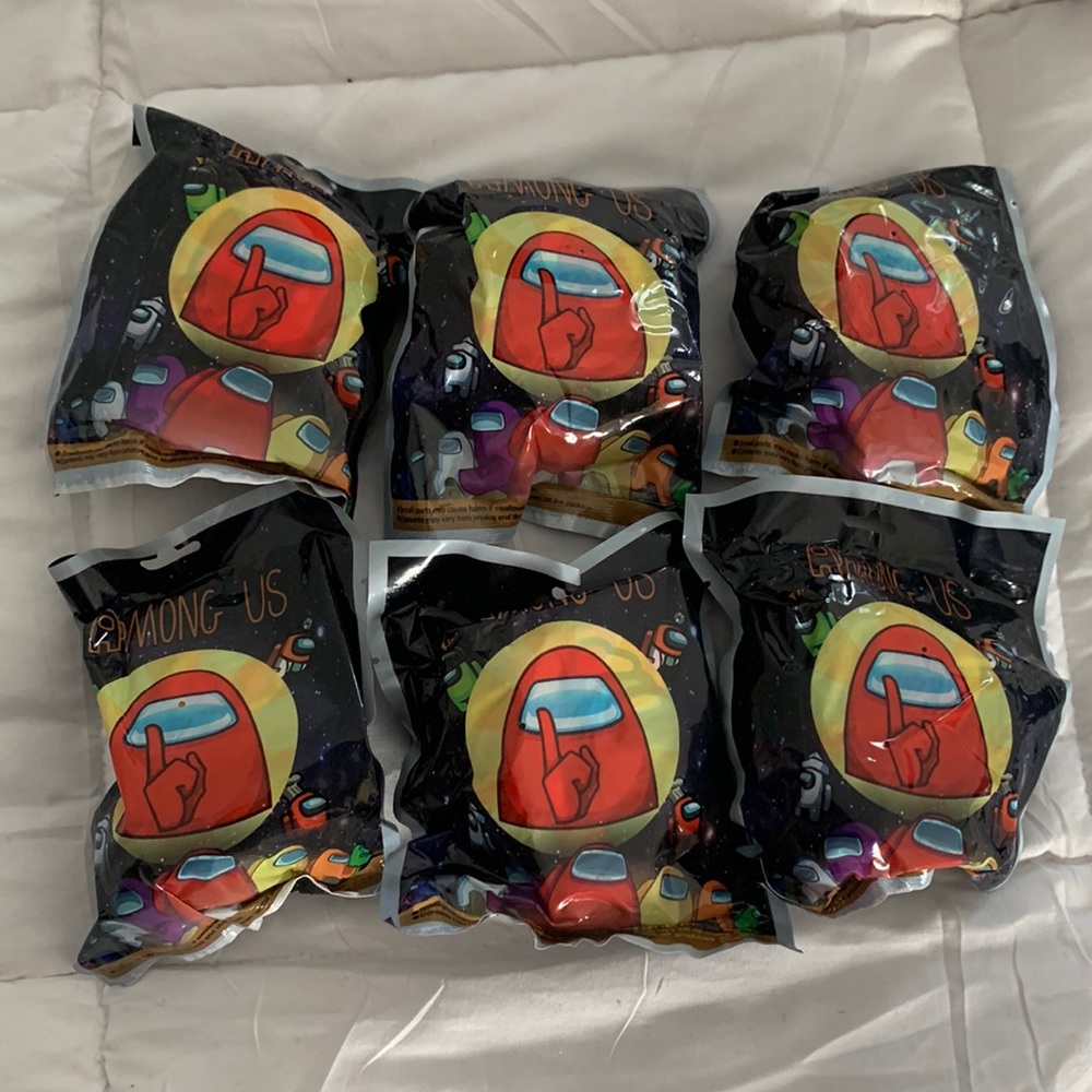 x6 Mystery Blind Surprise AMONG US LOT